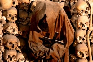 Rzym: Ekspresowa wycieczka z przewodnikiem po kryptach i katakumbach po godzinach