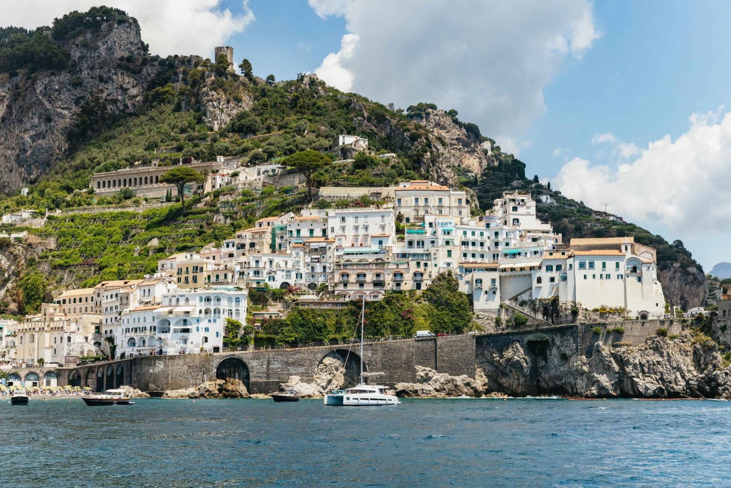 ローマ：アマルフィ海岸＆ポジターノ日帰りツアー（海岸クルーズ付き）