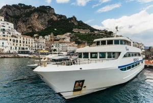 ローマ：アマルフィ海岸＆ポジターノ日帰りツアー（海岸クルーズ付き）