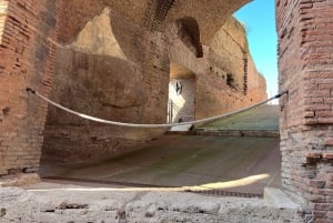 Rome: Ancient Rome Storytelling Tour with Guide