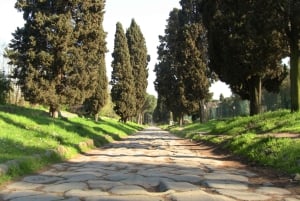 Rooma: Appian Way ja katakombit VIP-kierros, jossa on hotellin nouto.