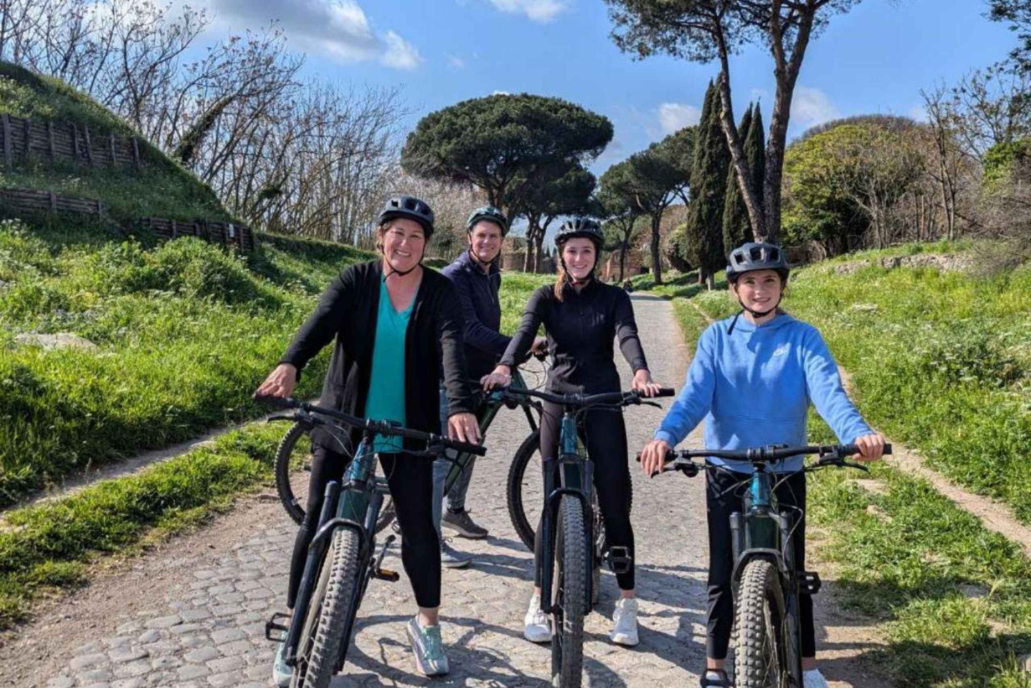 Rooma: Appian Way, Aqueducts, & Catacombs E-Bike opastettu kierros.