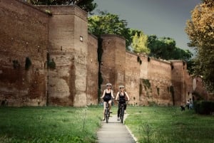 Rome: Appian Way, Aqueducts & Catacombs Option E-Bike Tour