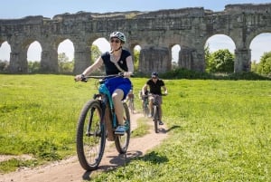 Rooma: Via Appia & akveduktit -sähköpyöräretki (katakombit & ruoka)