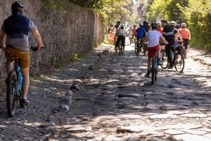 Rooma: Via Appia & akveduktit -sähköpyöräretki (katakombit & ruoka)