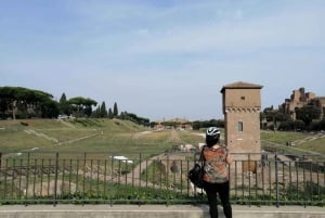 Rome: Appian Way, Catacombs and Aqueducts e-Bike Tour