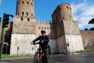 Rome: Appian Way, Catacombs and Aqueducts e-Bike Tour