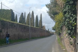 Rome : Visite de la Voie Appienne en voiturette de golf avec entrée dans les catacombes romaines