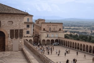 Rom: Dagstur til Assisi, Civita di Bagnoregio og Orvieto