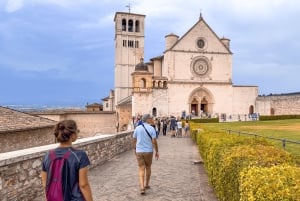 Roma: Visita de un día a Asís, Civita di Bagnoregio y Orvieto