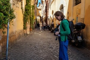 Rome at Dawn: Street Photography Tour with a Pro