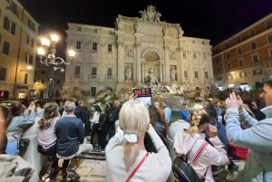 Rooma yöllä: Roomassa: Keskustan valot ja ihmeet Opastettu kiertoajelu