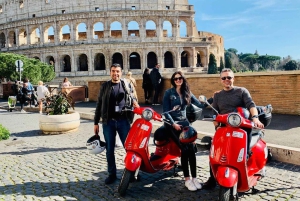 Rom mit der Vespa – Führung: Fahren Sie selbst oder fahren Sie mit als Beifahrer