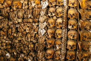 Rooma: Kapusiinikryptat ja katakombit -kierros kuljetuksilla