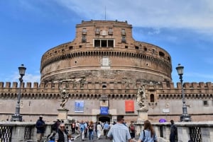 Rome: Castel Sant'Angelo Priority Entry Ticket & Audio App