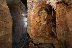 Rome: Catacomben en Kapucijner Crypte Rondleiding met Transfer