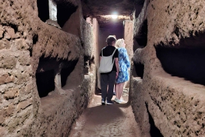 Rome: Catacombs Express ENGLISH Guided Tour - SKIP THE LINE