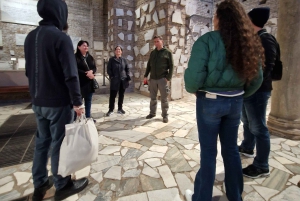 Rome: Catacombs Express ENGLISH Guided Tour - SKIP THE LINE
