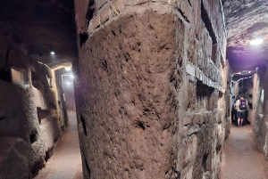 Rome: Catacombs Express ENGLISH Guided Tour - SKIP THE LINE