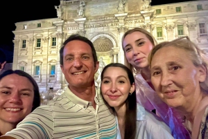 Roma: Tour della città con golf cart di notte