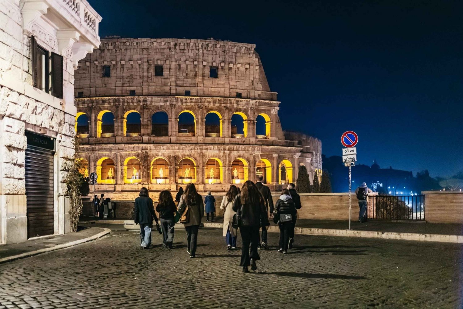 Rome: City Highlights Moonlight Walking Tour
