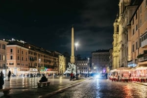 Rome: City Highlights Moonlight Walking Tour