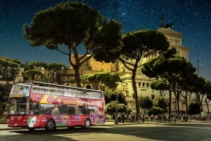 Roma: tour serale delle attrazioni della città in autobus con piano panoramico