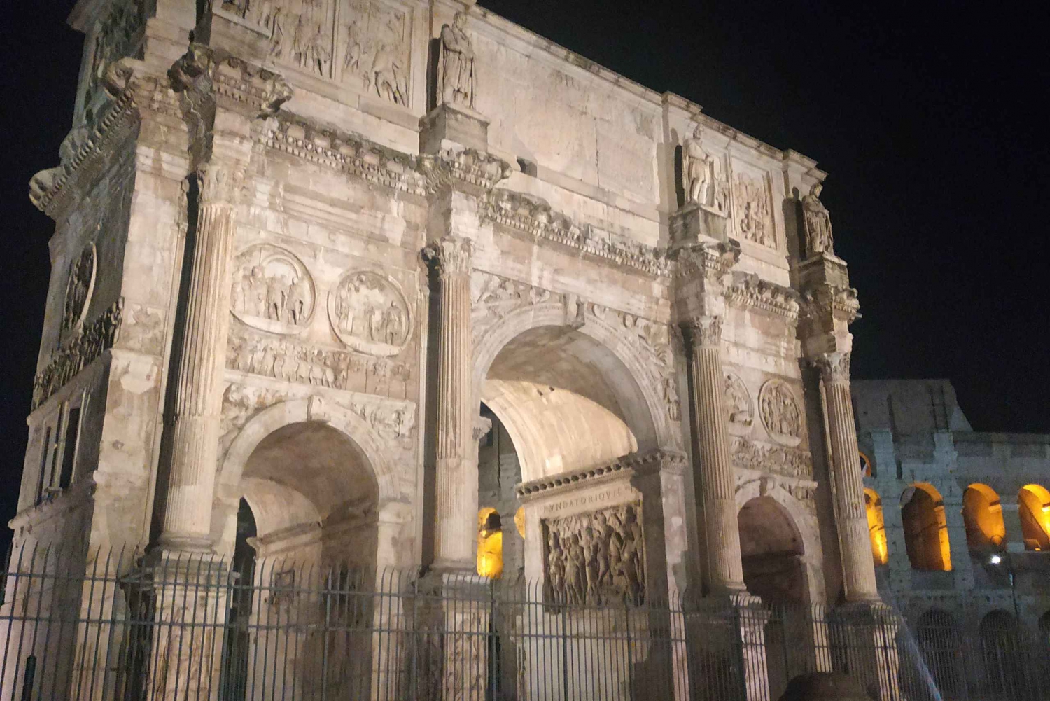 Rom: Byens højdepunkter tur med en lille gruppe om aftenen