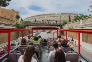 Rome: City Sightseeing Hop-on Hop-off Bus with Audioguide