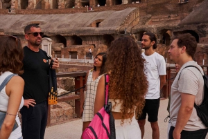 Rome : Accès aux arènes du Colisée et visite en petit groupe de la ville antique