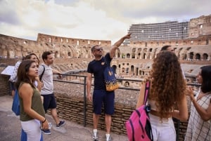 Roma: Coliseo, Arena y Colina Palatina Tour en grupo reducido