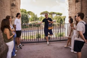 Roma: Coliseo, Arena y Colina Palatina Tour en grupo reducido