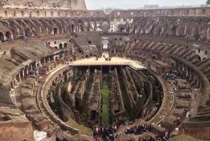 Roma: Visita guiada à Arena do Coliseu, ao Fórum e ao Palatino