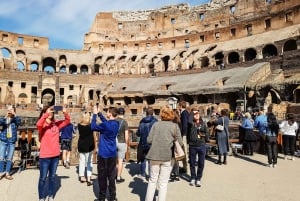 Rooma: Colosseumin areena, Palatium ja Forum – opastettu kierros