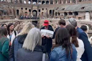 Rome: Colosseum and Ancient Rome Walking Tour