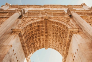 Rome: Colosseum Express Rondleiding met Arena Toegang Optie