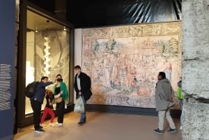 Rome: Colosseum Express Guided Tour