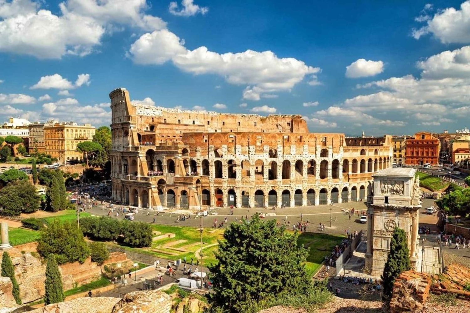 Roma: tour espresso del Colosseo con ingresso al Foro e al Palatino