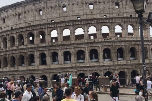 Rome : promenade à l'extérieur du Colisée avec vidéo et photos souvenirs