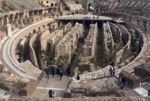 Roma: Ingresso Colosseo Foro Palatino + esperienza MULTIMEDIA
