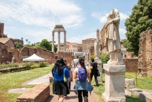Rome: Colosseum Gladiator Tour for Kids and Families