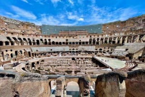 Rooma: Colosseum opastettu kierros Fast-Track sisäänpääsyyn