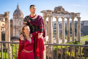 Roma: Colosseo e gemme nascoste Esperienza di servizio fotografico privato