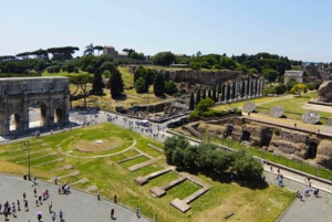 Rome: Colosseum, Palatine Hill, and Roman Forum Tour