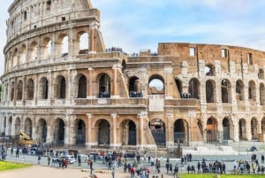 Rome: Colosseum, Palatine Hill, and Roman Forum Tour