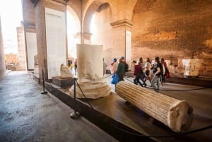 Rome: Colosseum, Palatine & Roman Forum Tour w/Entry Ticket