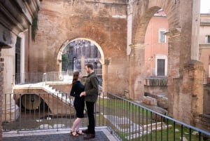 ローマ：コロッセオ写真撮影 – プライベートセッション