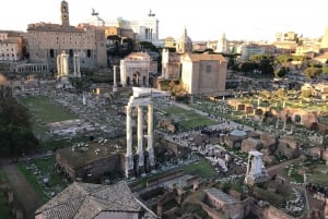 Rome: Colosseum, Roman Forum, and Palatine Hill Ancient Tour