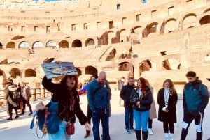 Rome: Colosseum, Roman Forum, and Palatine Hill Ancient Tour