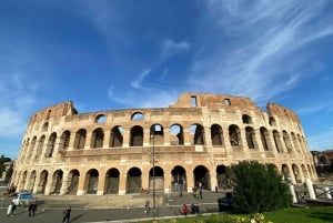 Rome: Colosseum, Roman Forum, and Palatine Hill Ancient Tour